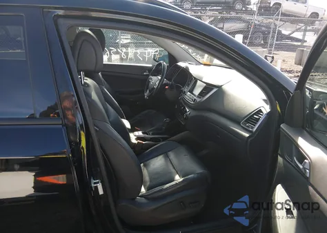 2017 Hyundai Tucson Limited z USA, uszkodzony, nr VIN KM8J33A22HU281943